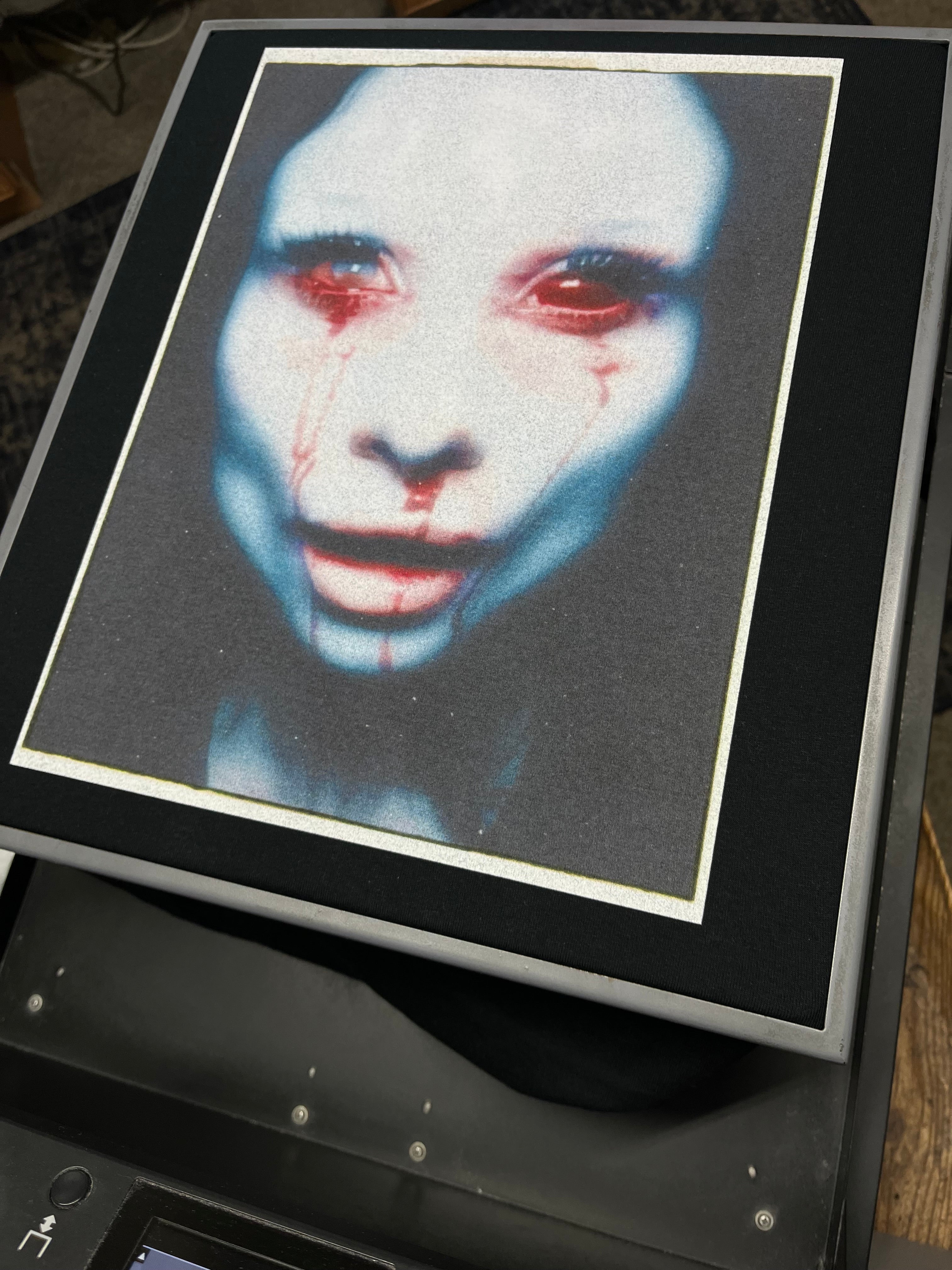 GOODBOY bloody Graphic T